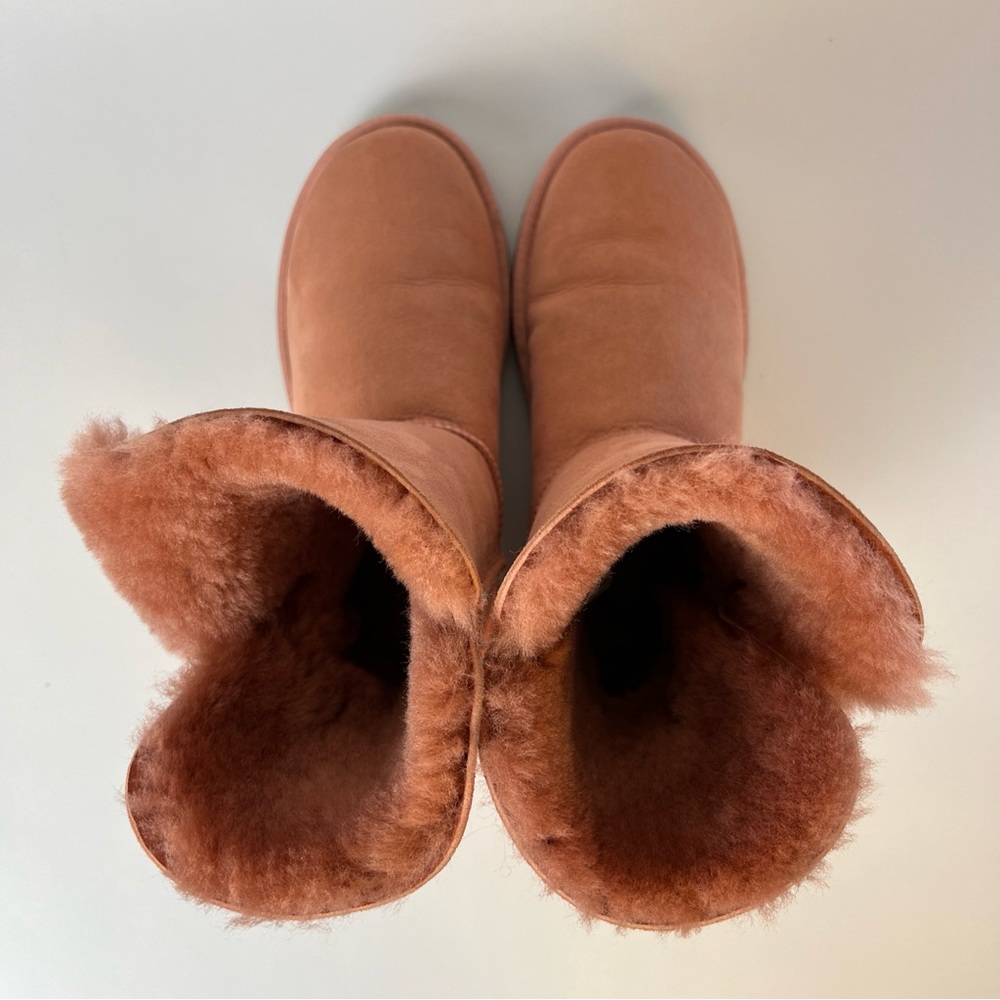 Women’s Pink Ugg Boots size 6 Bailey Button Classic Short Shearling Bootie - Picture 5 of 16